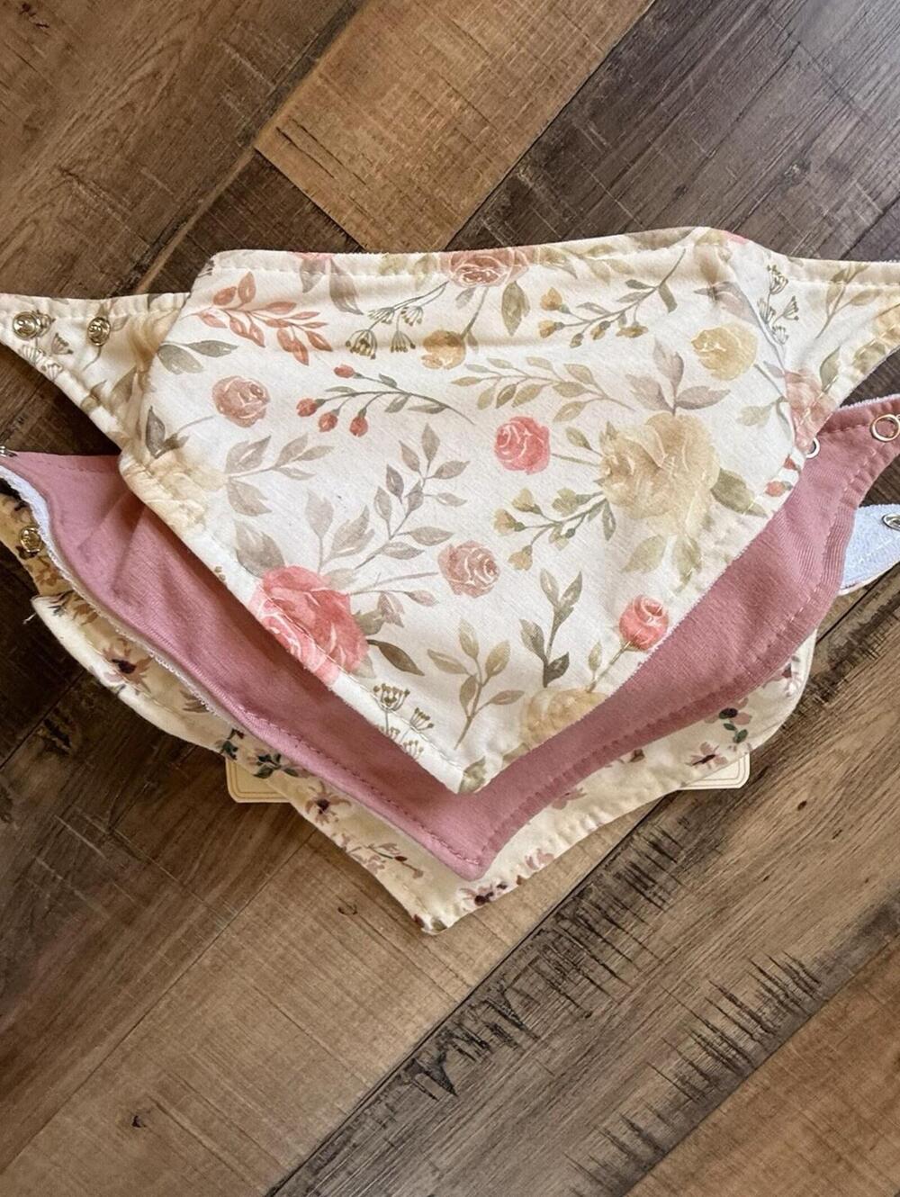 Ava Olivia Triangle Bibs New Qty 3 Floral Snap Baby